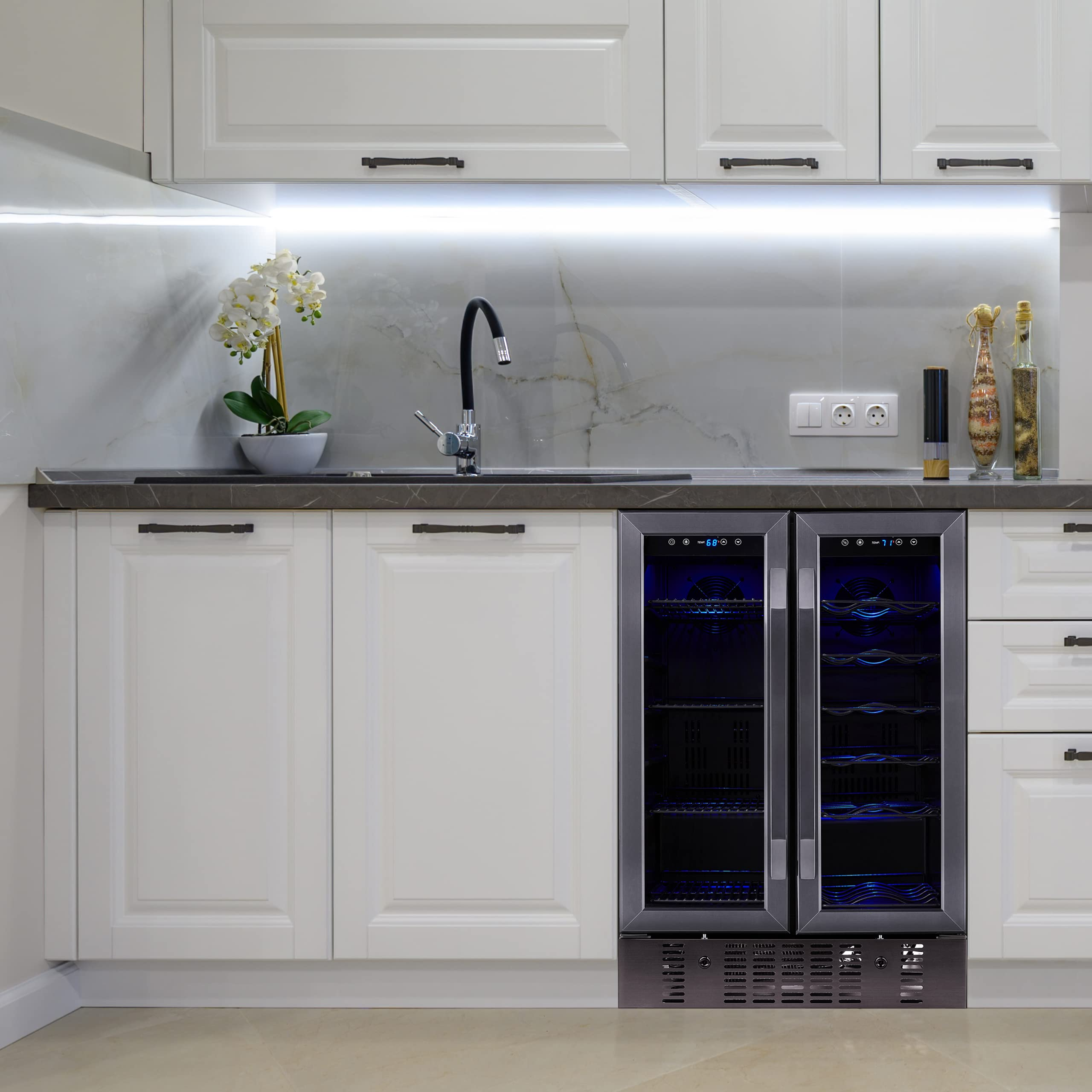 【Appliances】NewAir 24” Wine and Beverage Refrigerator and Cooler, 18 Bottle and 60 Can Capacity