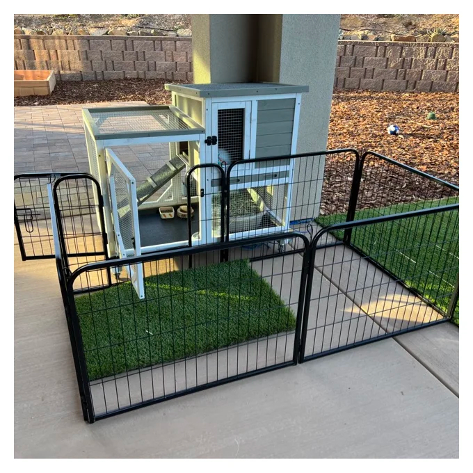 【Pet】Gossy Weather Resistant Rabbit Hutch with Ramp