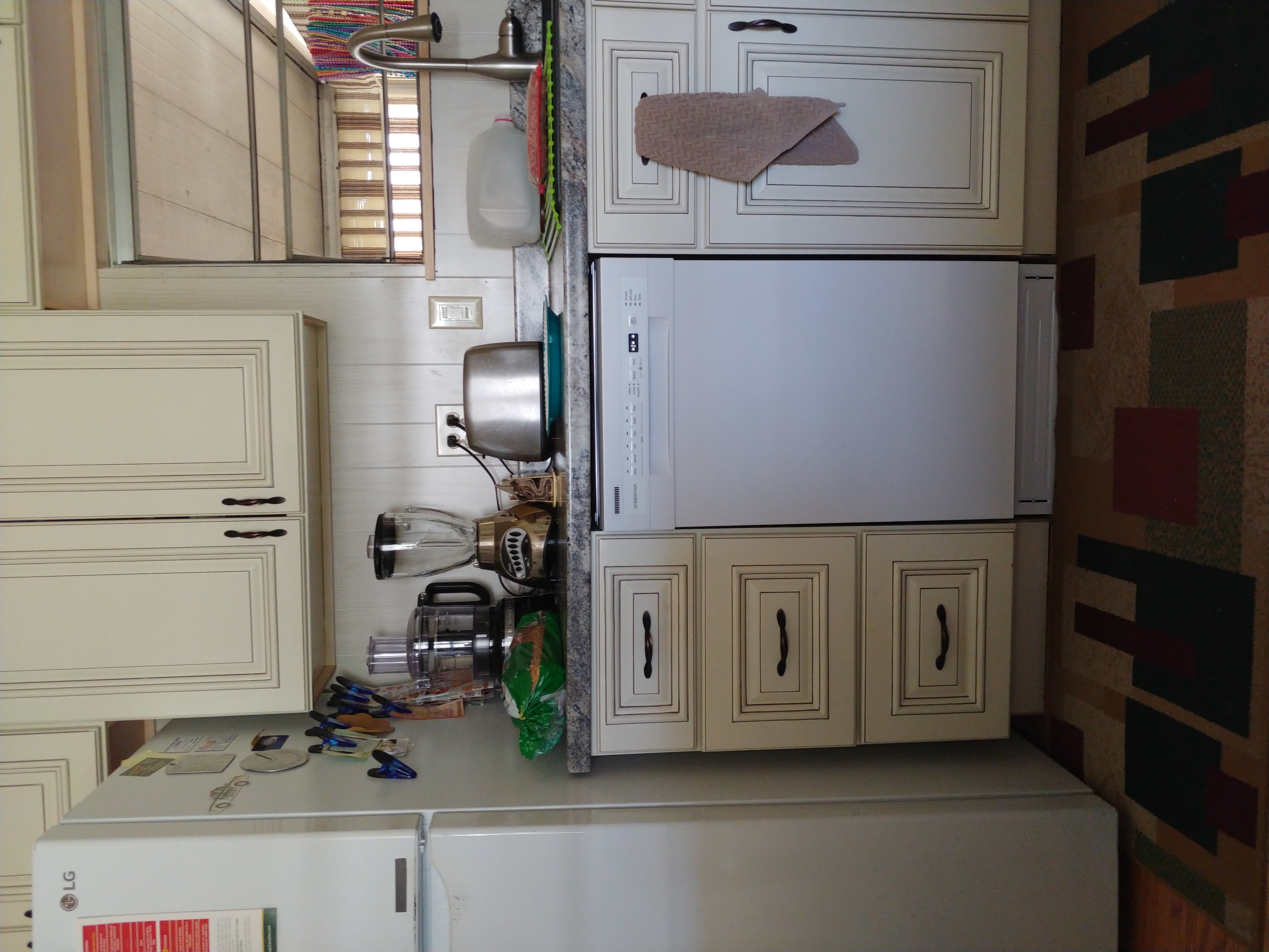 【Appliances】EdgeStar BIDW1802SS 18 Inch Wide 8 Place Setting Energy Star Rated Built-In Dishwasher