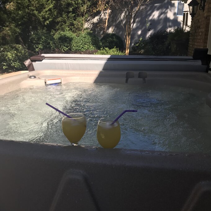 【Sports&Outdoors】Aquarest Spas, 5 - Person 29 - Jet Square Plug And Play Hot Tub with Ozonator