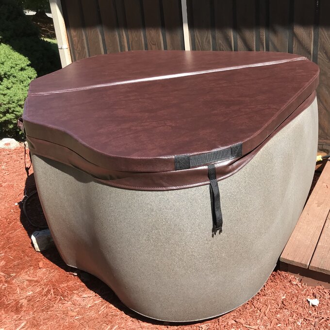 【Sports&Outdoors】Aquarest Spas, 2 - Person 20 - Jet Oval Plug And Play Hot Tub with Ozonator