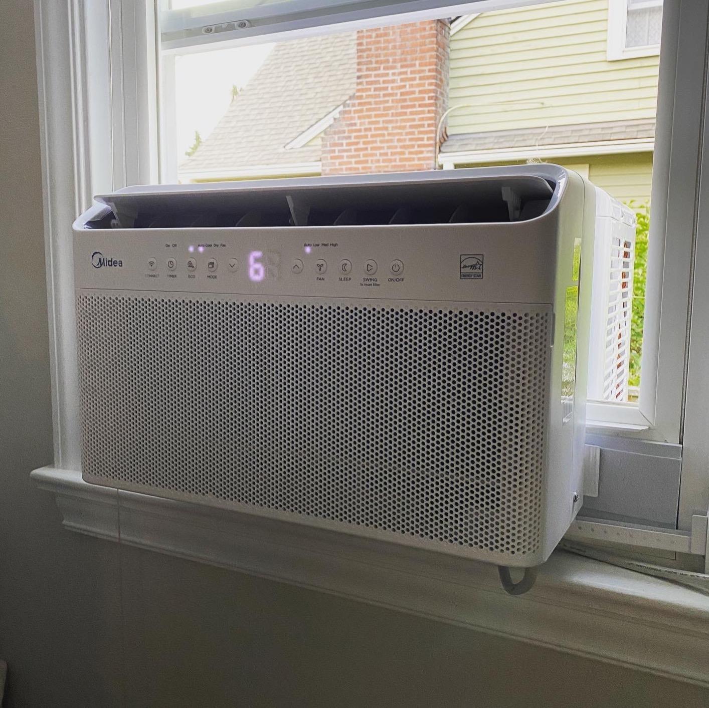 【Appliances】Midea 12,000 BTU U-Shaped Smart Inverter Window Air Conditioner–Cools up to 550 Sq. Ft.