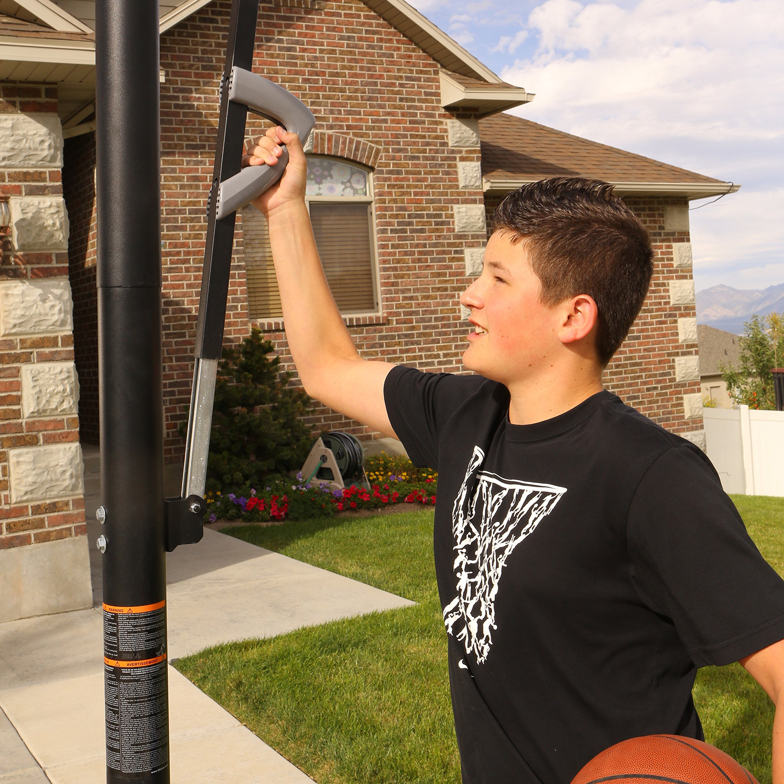 【Sports&Outdoors】Lifetime 52 Inch Portable Basketball System