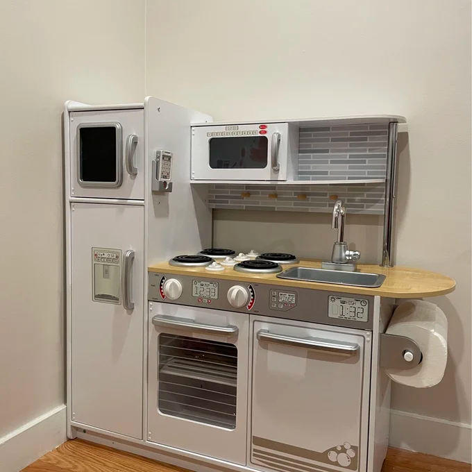 【Baby&Kids】Uptown White Wooden Play Kitchen with Play Phone & Chalkboard