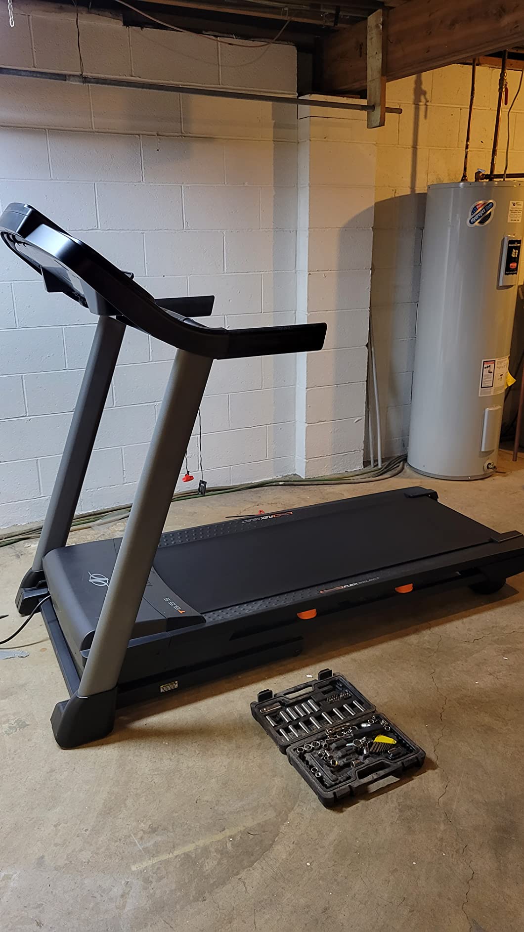 NordicTrack T Series: Perfect Treadmills for Home Use, Walking Treadmill with Incline, Bluetooth Enabled, 136 kg User Capacity