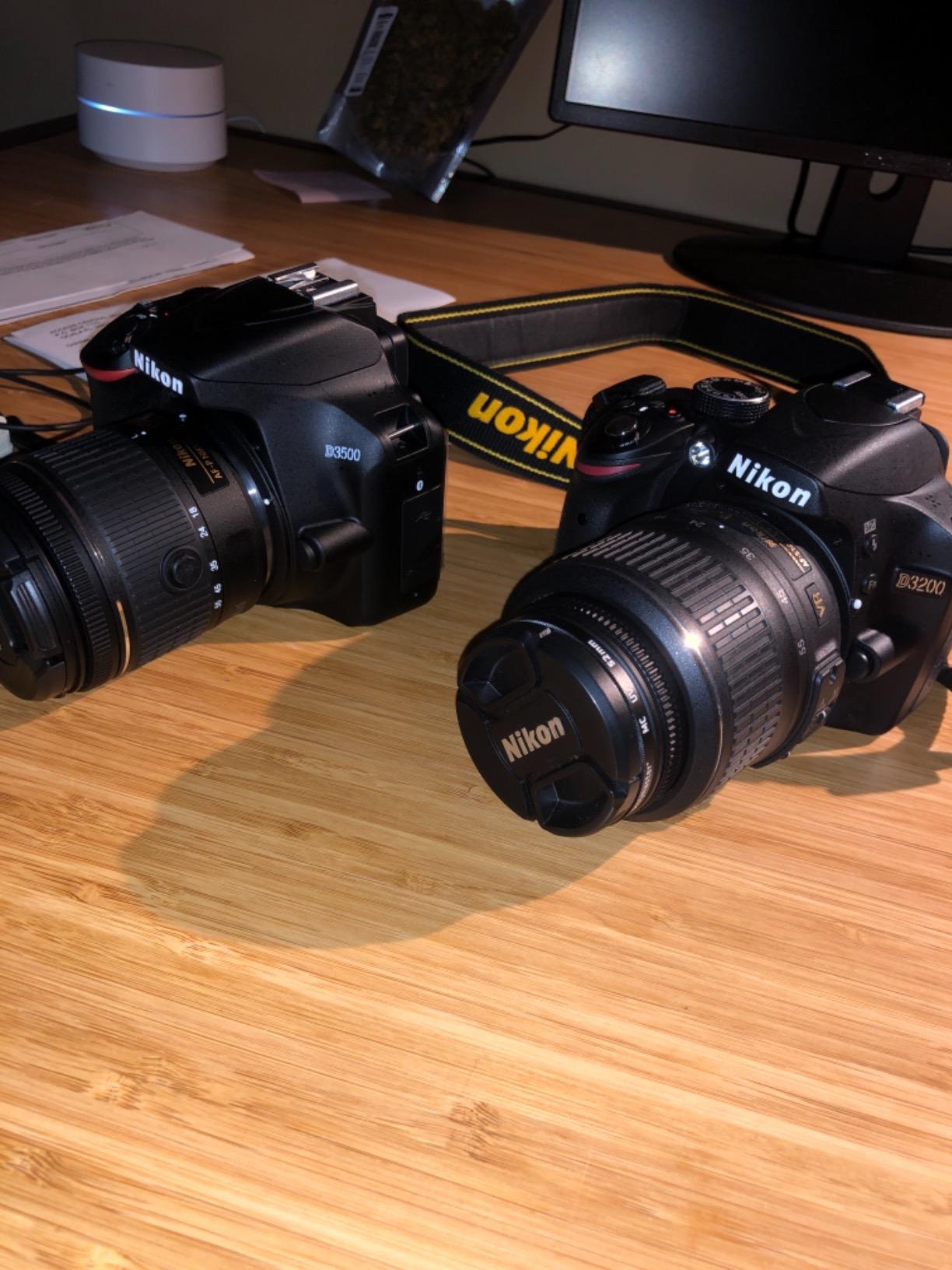 【Electronics】Nikon D3500 W/ AF-P DX NIKKOR 18-55mm f/3.5-5.6G VR Black