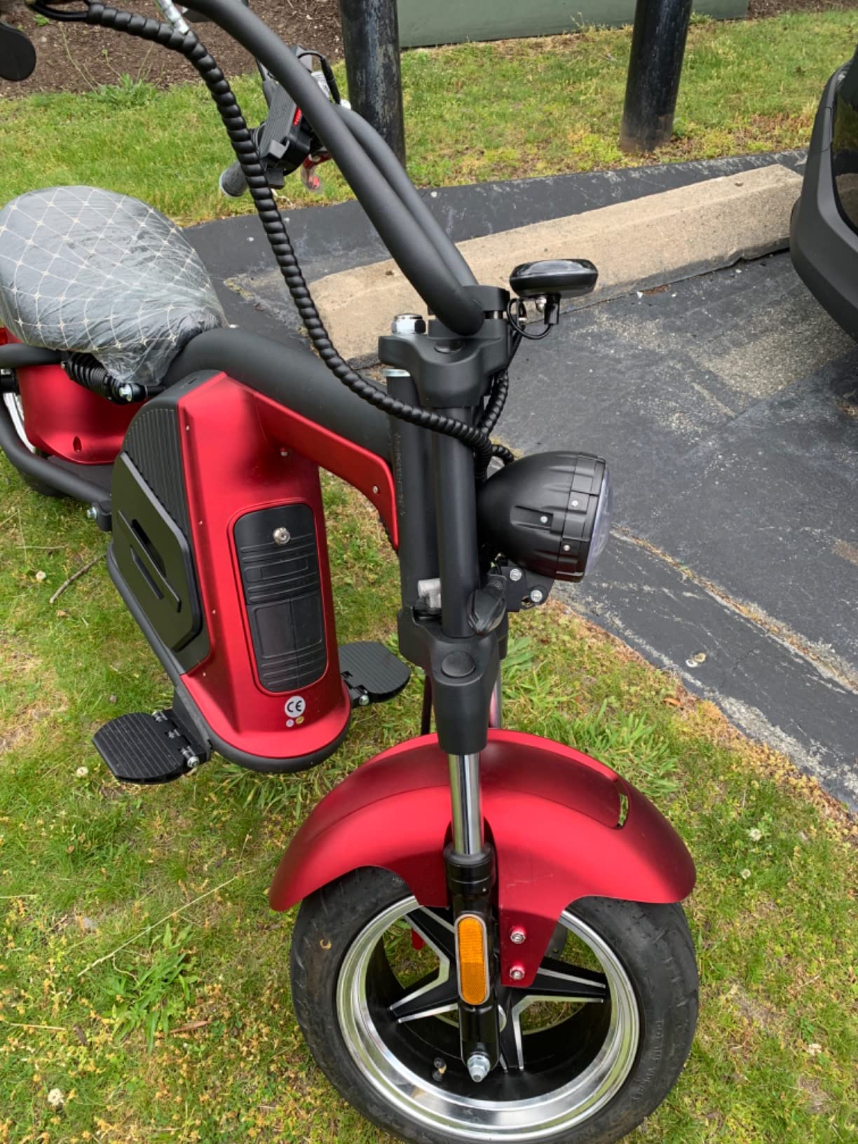 【Sports&Outdoors】Eahora M8 2000W 37MPH Electric Moped for Adults Street Legal, 60V 30Ah