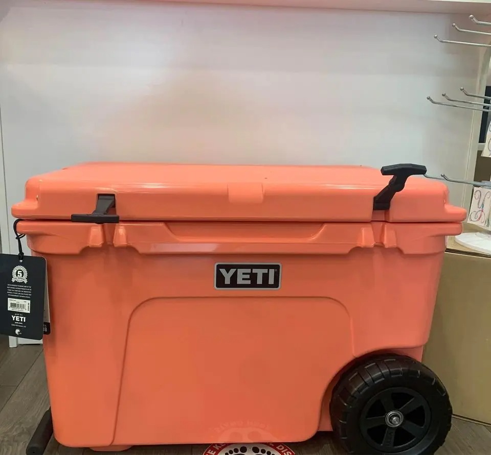 YETI TUNDRA HAUL PORTABLE WHEEL COOLER