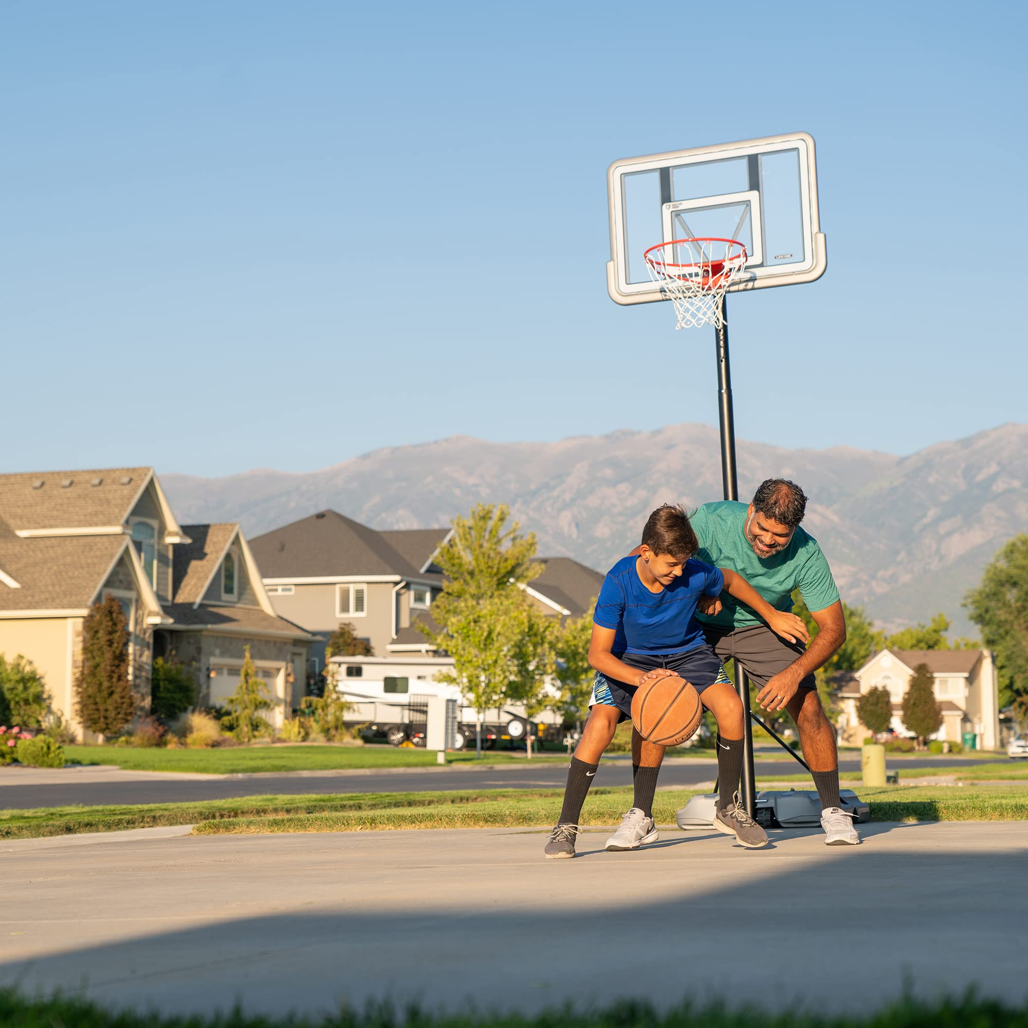 【Sports&Outdoors】Lifetime Pro Court Height Adjustable Portable Basketball System