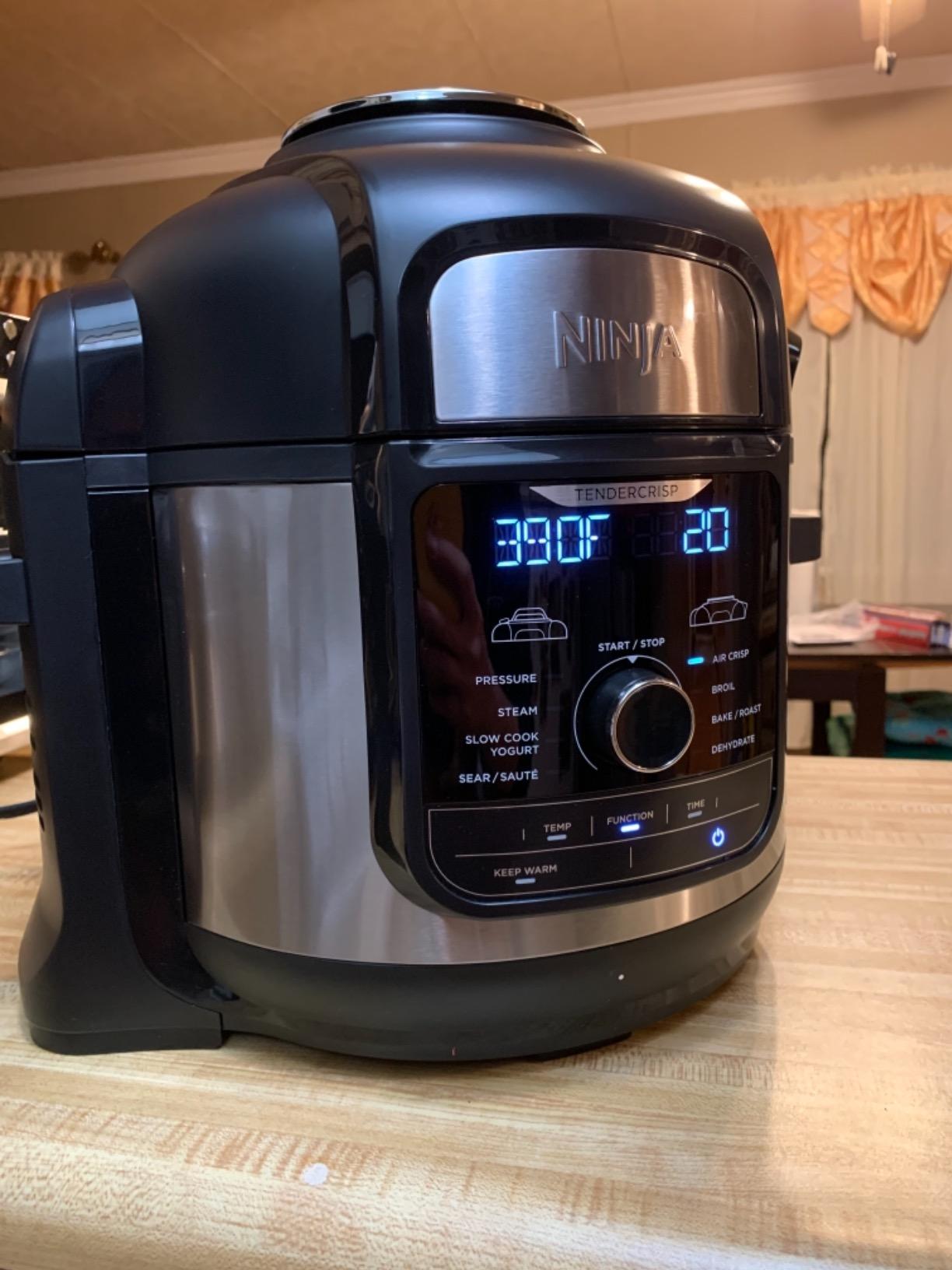 【Appliances】Ninja FD401 Foodi 12-in-1 Deluxe XL 8 qt. Pressure Cooker & Air Fryer that Steams, Slow Cooks, Sears