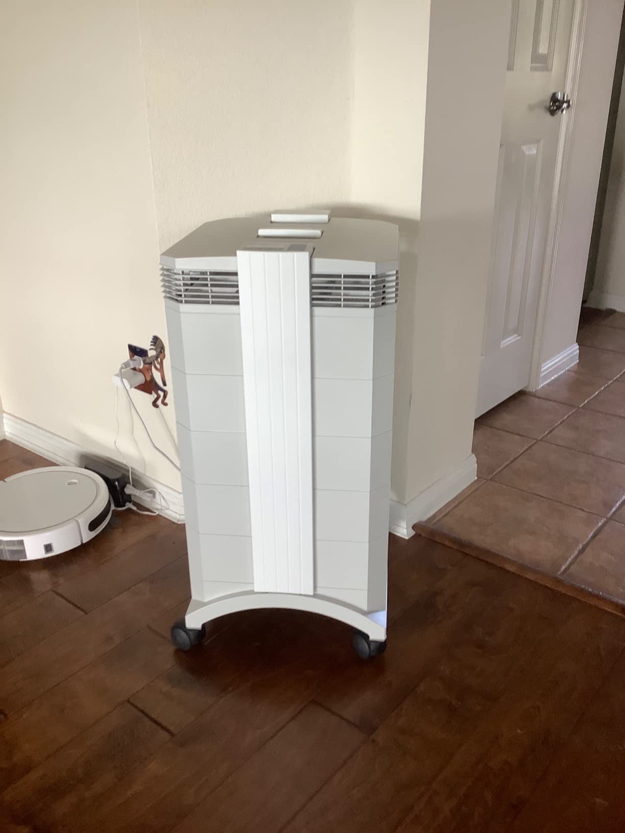 【Appliances】IQAir HealthPro Plus Air Purifier - Medical Grade HyperHEPA filter for home large room up to 1125 sq ft