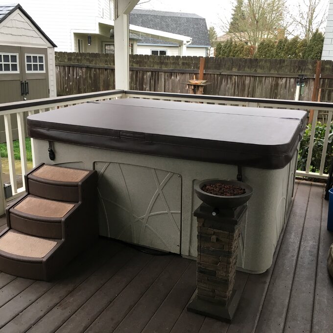 【Sports&Outdoors】Lifesmart Spas Lifesmart 5 - Person 28 - Jet Rectangular Plug & Play Hot Tub with Ozonator