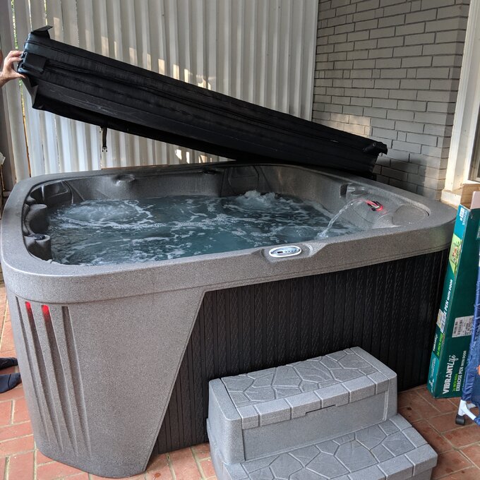 【Sports&Outdoors】Aquarest Spas, 6 - Person 45 - Jet Square Plug And Play Hot Tub with Ozonator