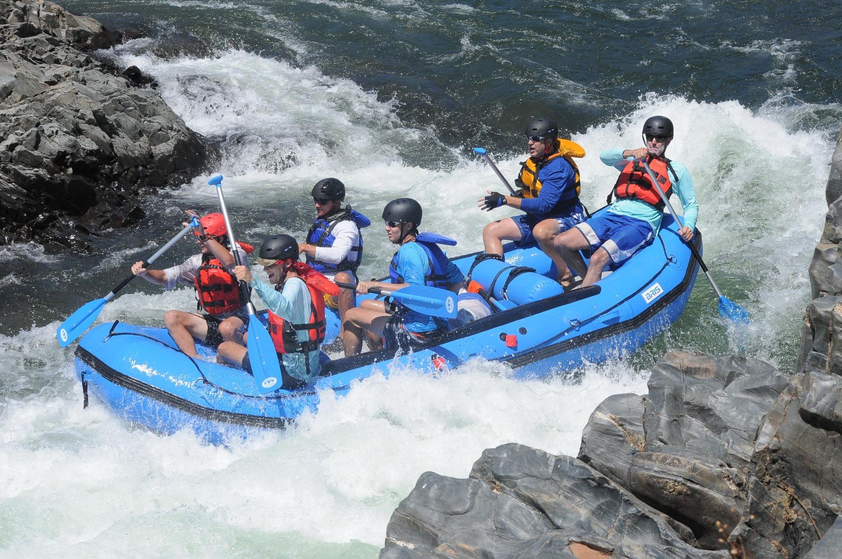 【Sports&Outdoors】1.2mm PVC 15ft Infltable White Water River Raft Floating Raft Tubes Boats