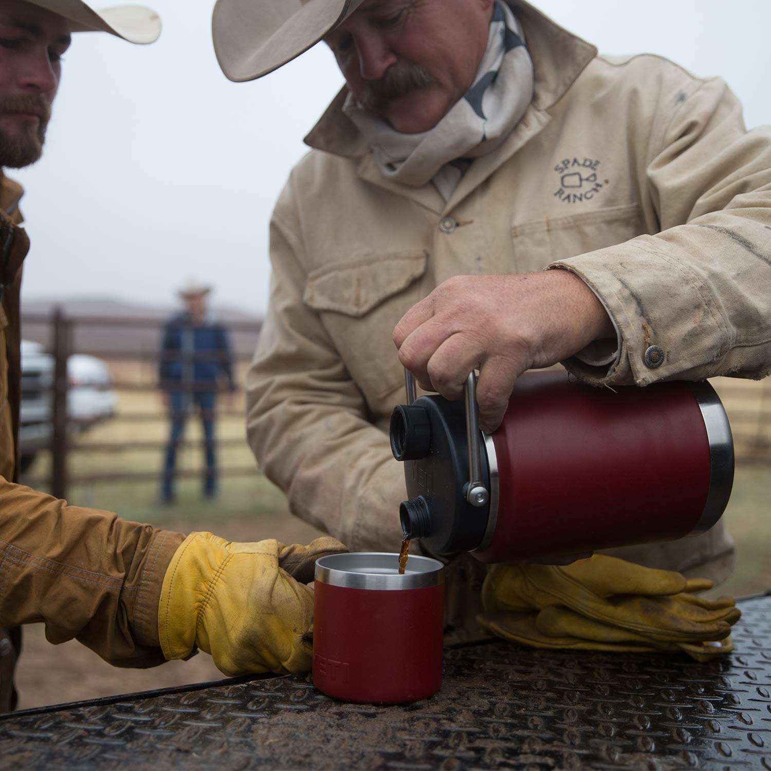 【Appliances】Vacuum Insulated Stainless Steel Gallon Jug with MagCap