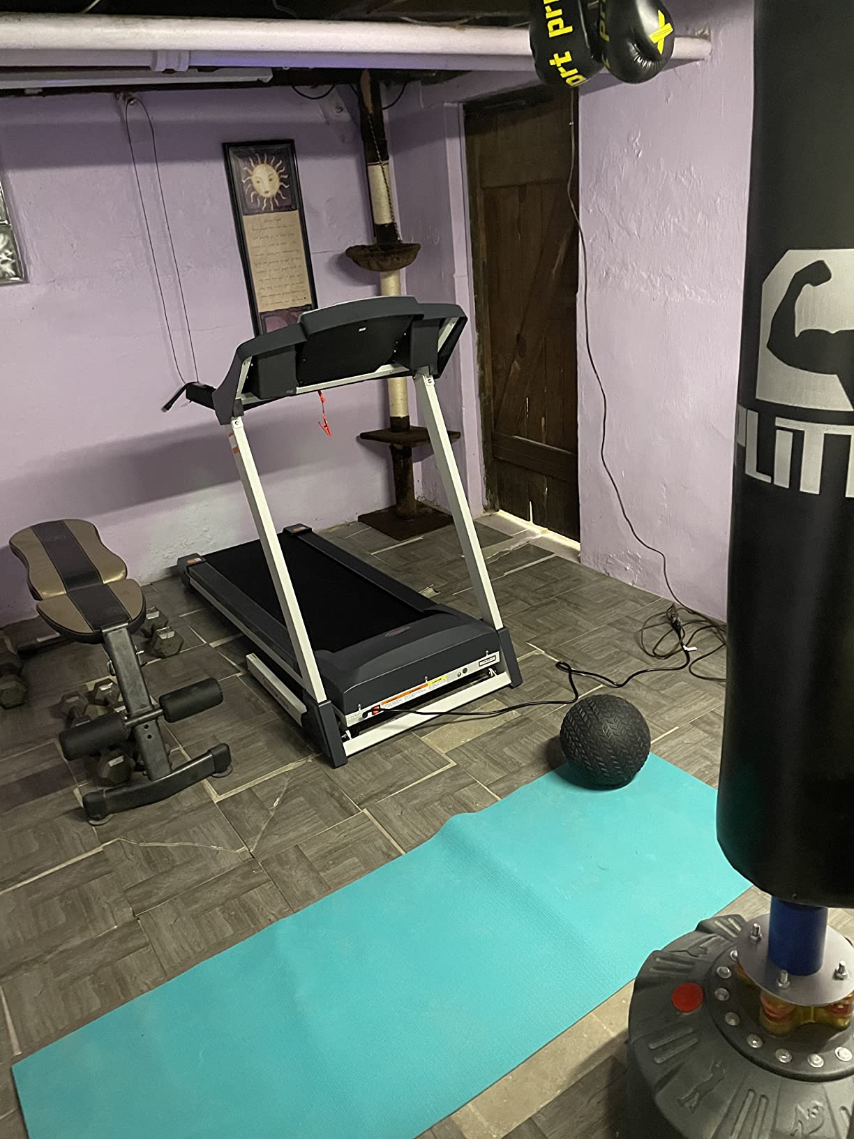 【Sports&Outdoors】Smart Treadmill with Auto Incline, Speakers, Bluetooth, LCD & Pulse Monitor, Phone Function