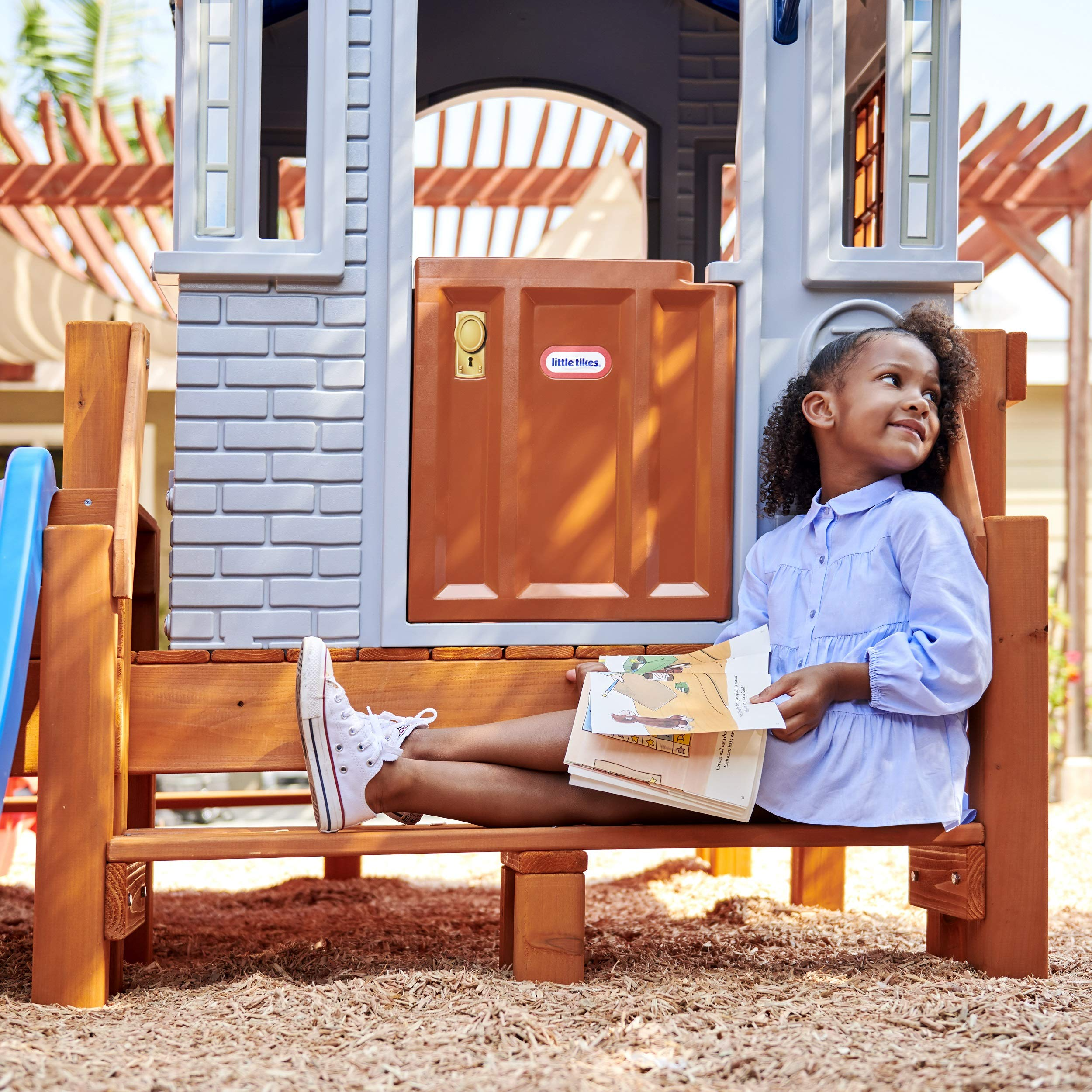 【Baby&Kids】Chipmunk Cottage Outdoor Wooden Backyard Playset with Swing Set and Playhouse for Kids