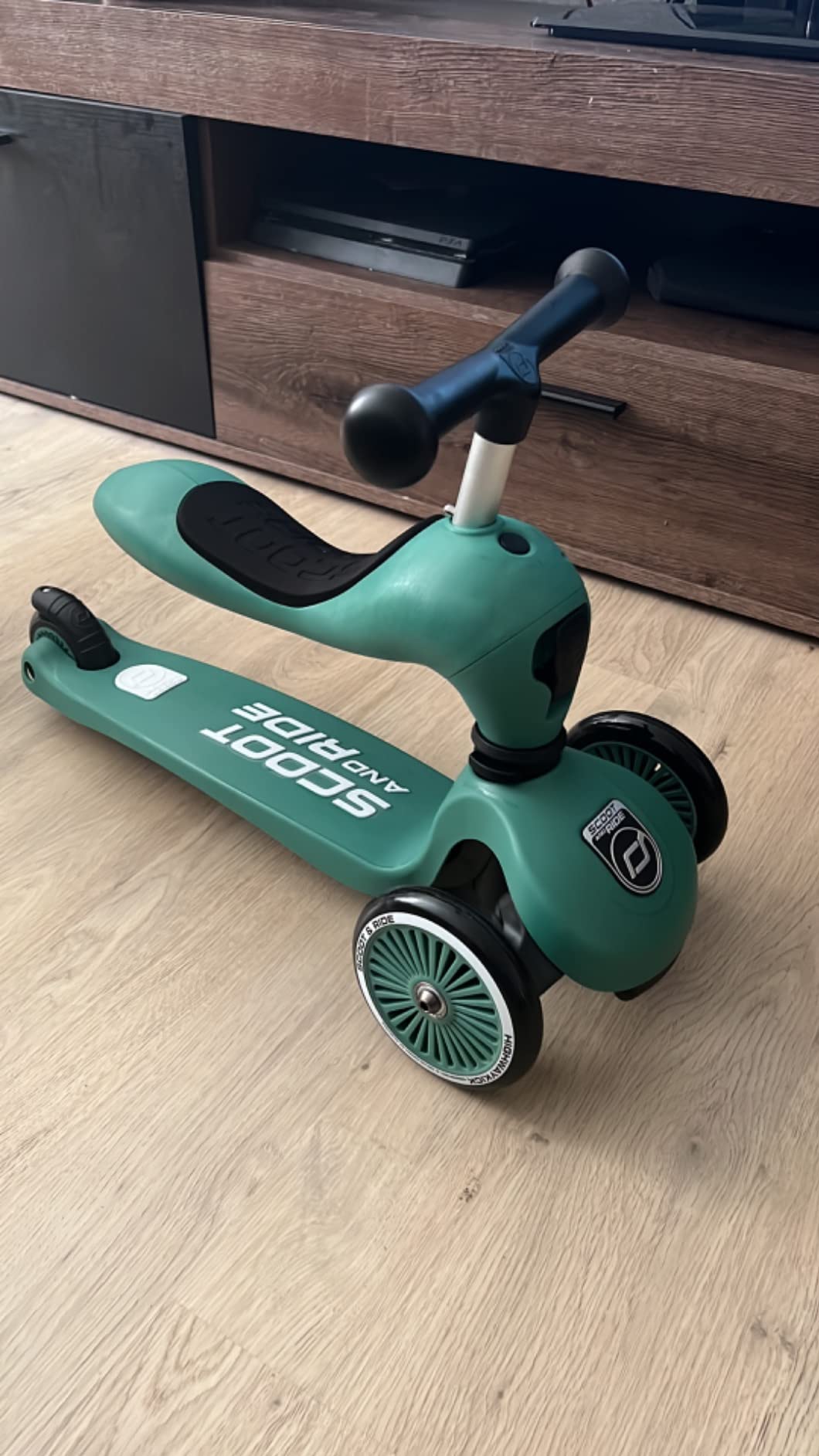 【Sports&Outdoors】Children Adjustable Seated or Standing 2-in-1 Scooter Including Safety Pad for Tip Prevention