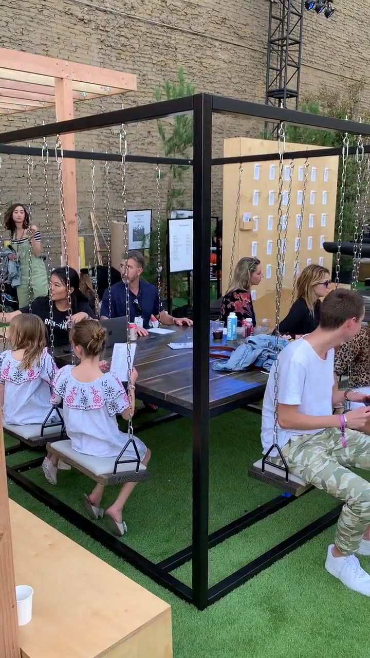 8-Seater Swing Table for indoor or outdoor use