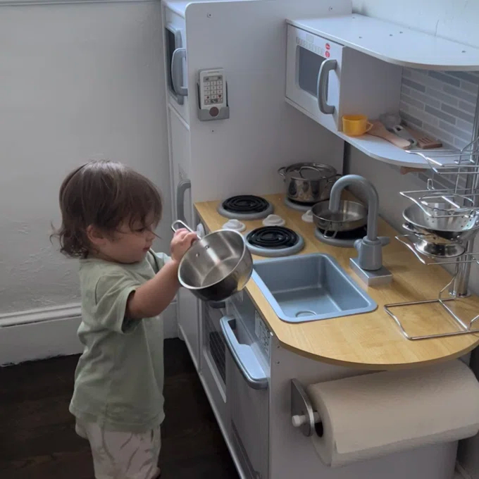 【Baby&Kids】Uptown White Wooden Play Kitchen with Play Phone & Chalkboard