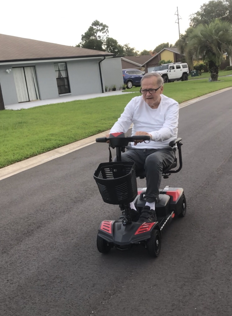 【Sports&Outdoors】Drive Medical Drive Medical Scout Compact Travel Power Scooter, 4 Wheel