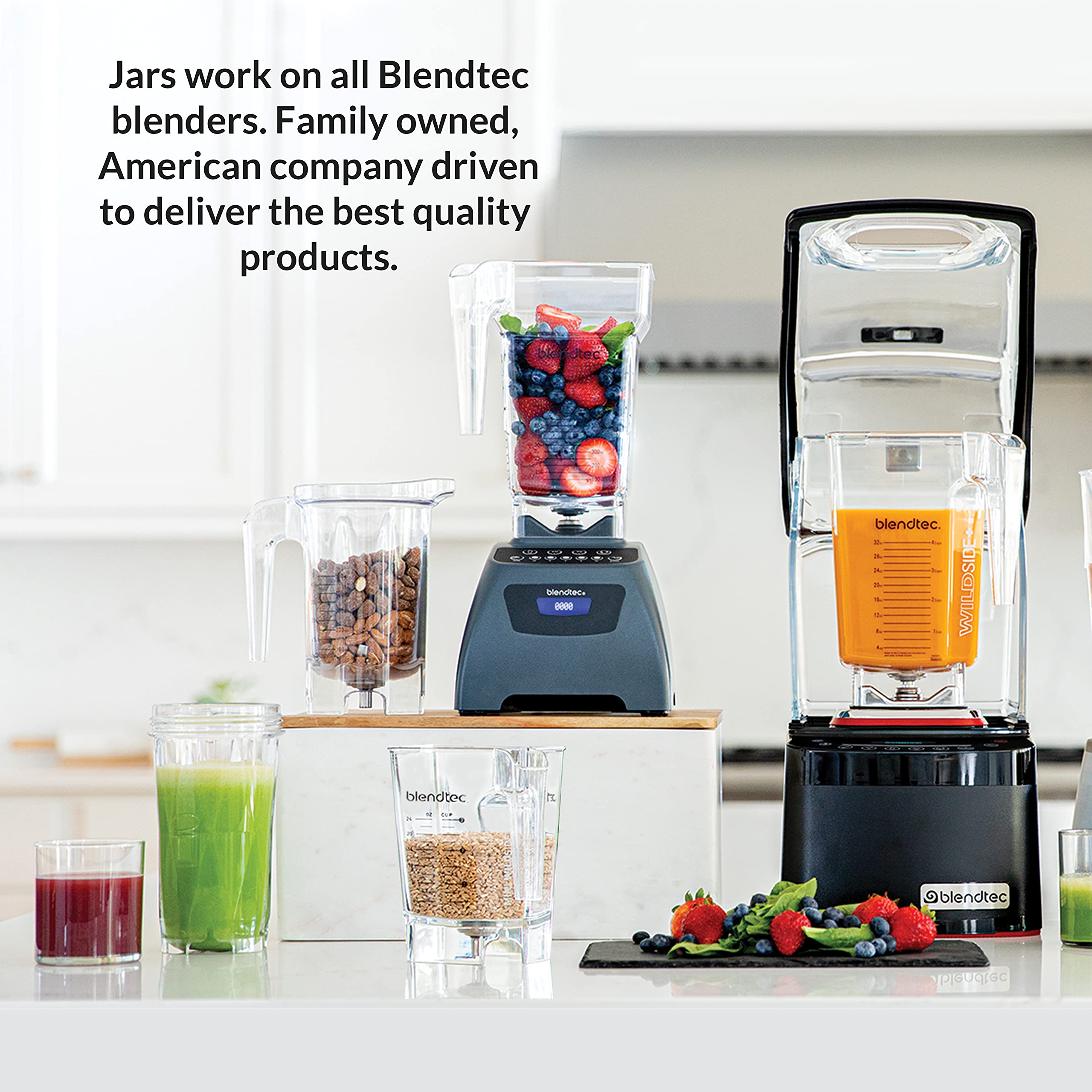 【Appliances】Designer Series Countertop Blender, 90oz/34oz, WildSide & Go Jars Black