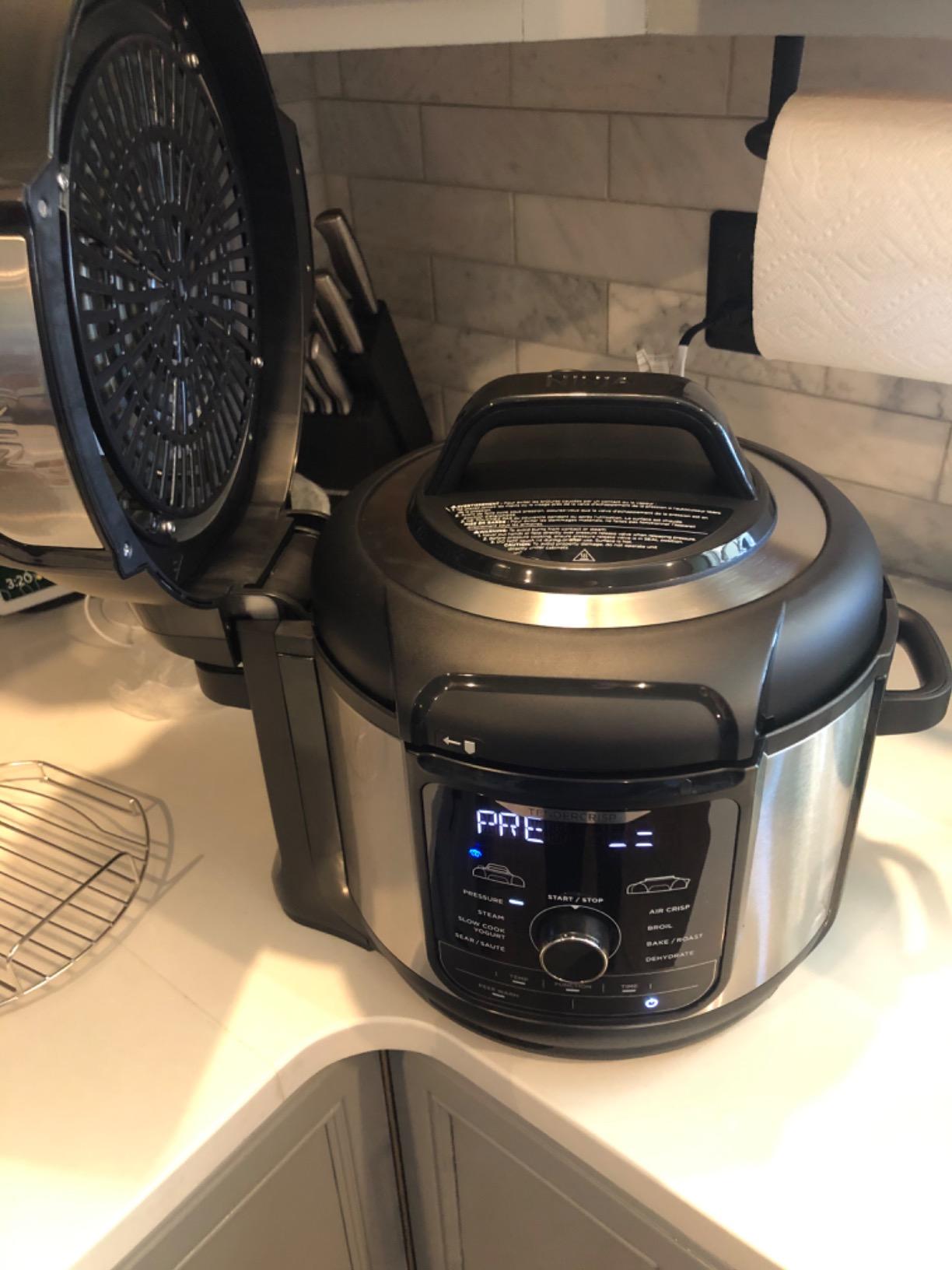 【Appliances】Ninja FD401 Foodi 12-in-1 Deluxe XL 8 qt. Pressure Cooker & Air Fryer that Steams, Slow Cooks, Sears