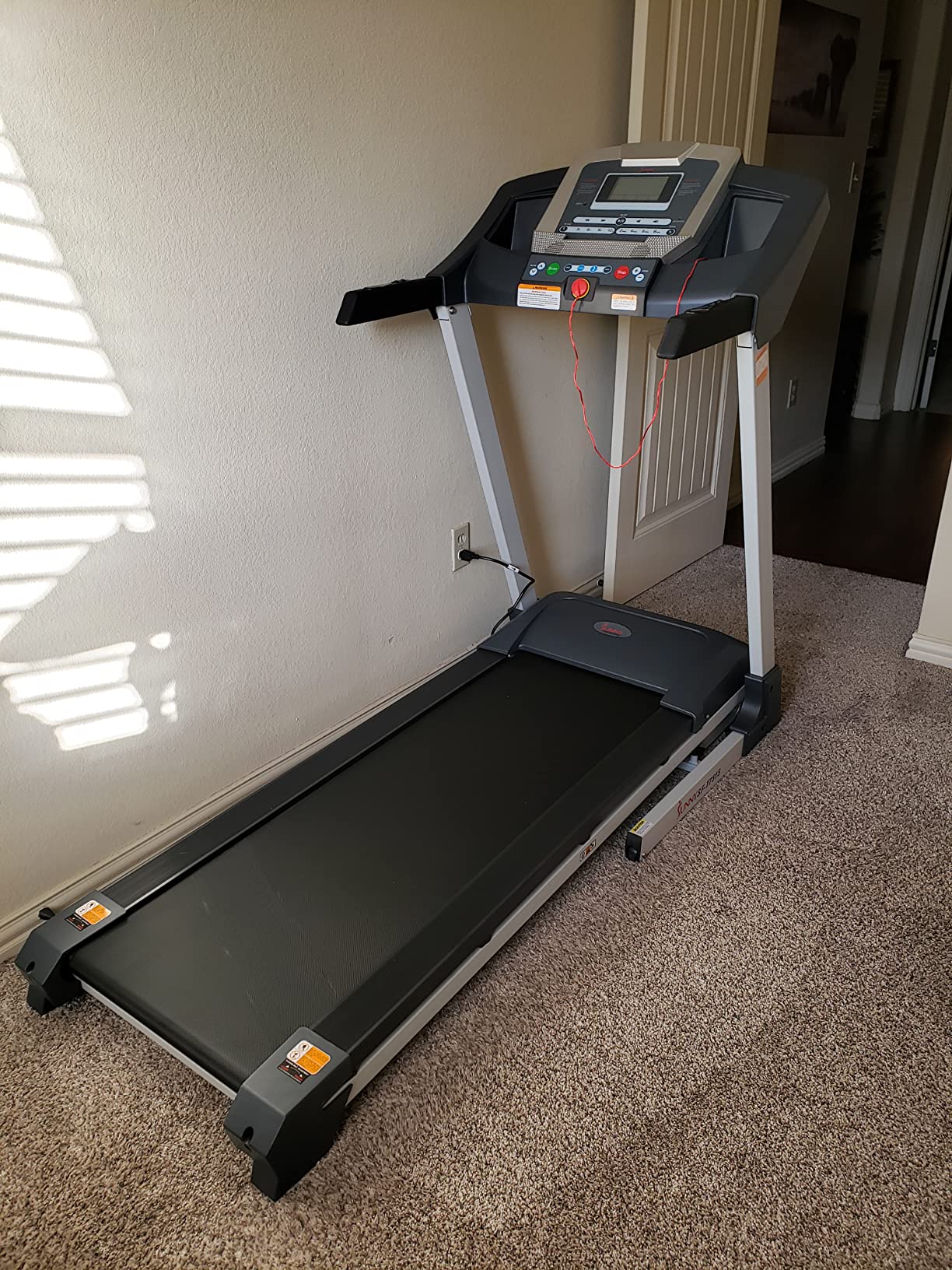 【Sports&Outdoors】Smart Treadmill with Auto Incline, Speakers, Bluetooth, LCD & Pulse Monitor, Phone Function