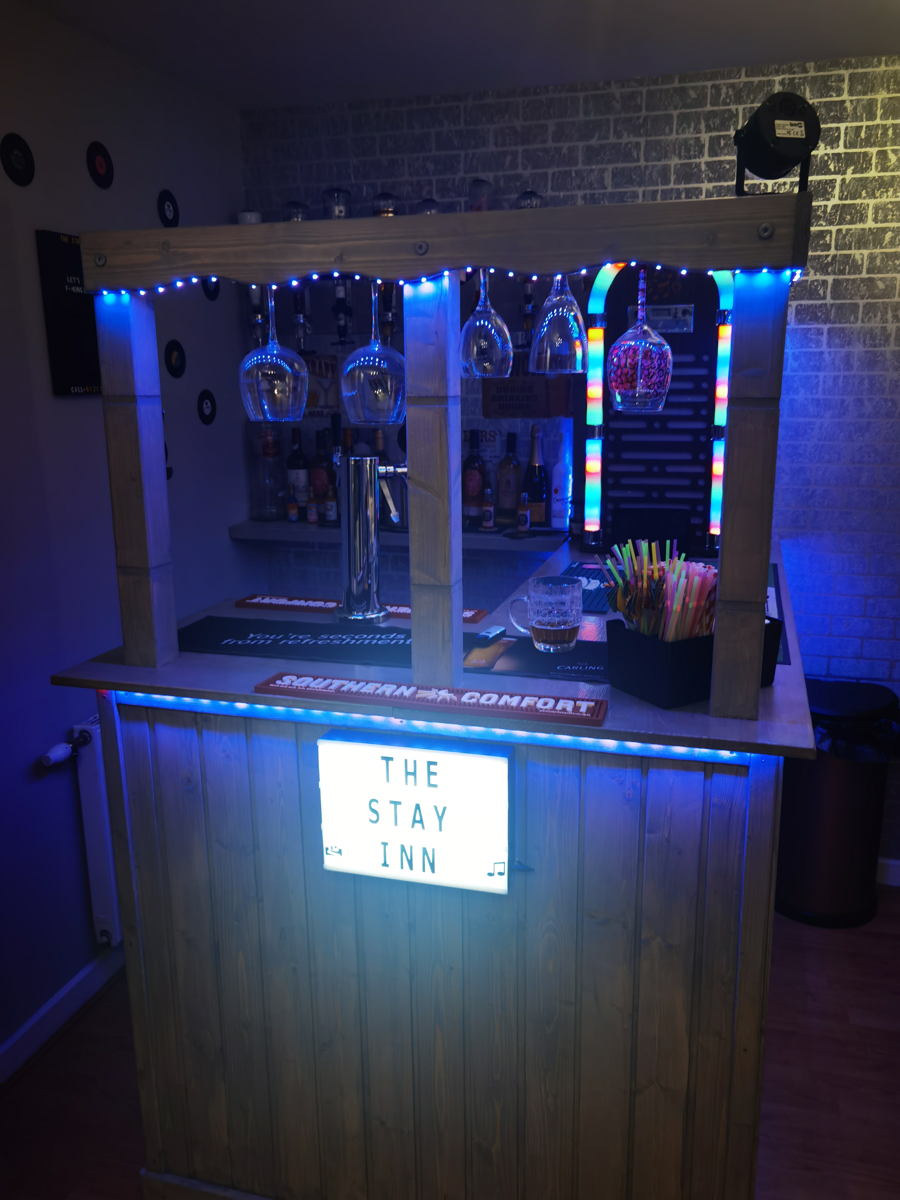 【Home&Garden】Corner Bar Counter Man Cave Home Bar Party Barware Wood Summer Cabin