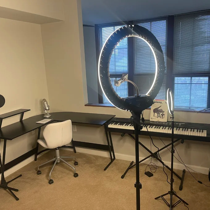 【Furniture】Sherri L- Shaped Gaming Desk