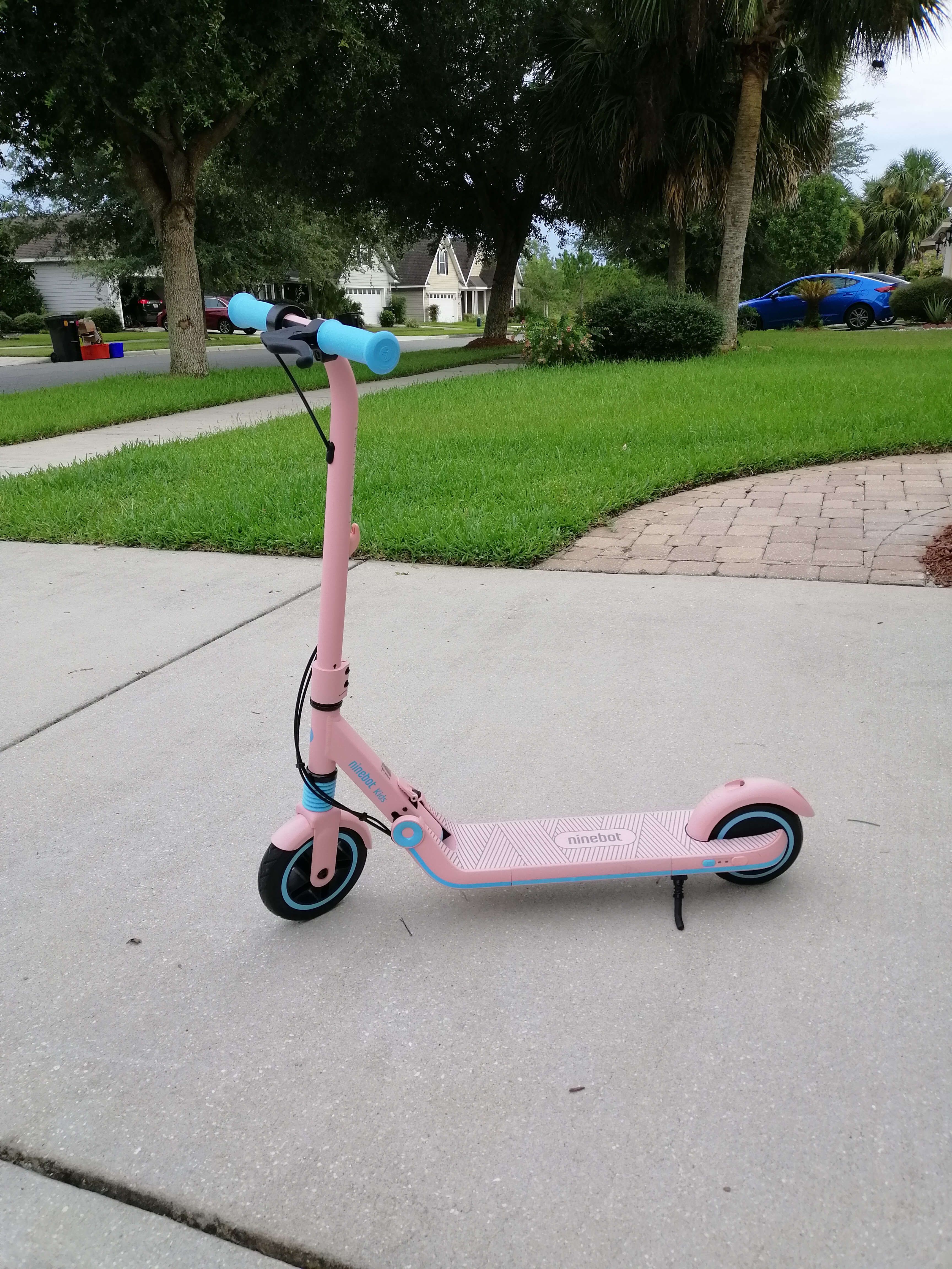 【Sports&Outdoors】Segway Ninebot Electric Kick Scooter for Kids, 6.2 Miles Range & 8.7 MPH(10, 11.2MPH)