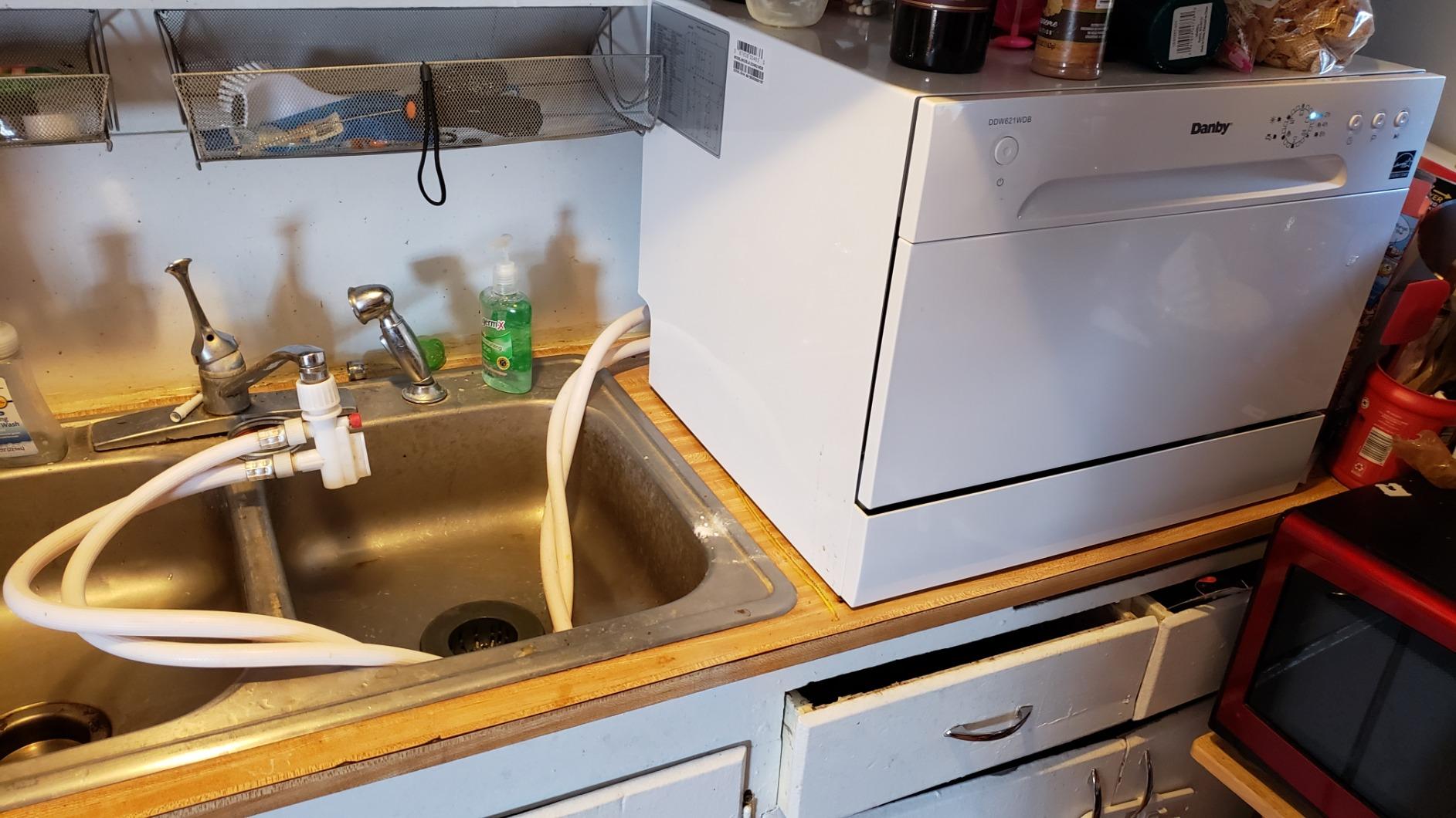 【Appliances】Countertop Dishwasher with 6 Place Settings, 6 Wash Cycles and Silverware Basket