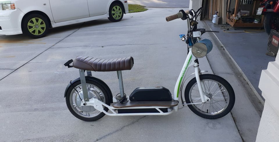 【Sports&Outdoors】Razor EcoSmart SUP Electric Scooter - 16