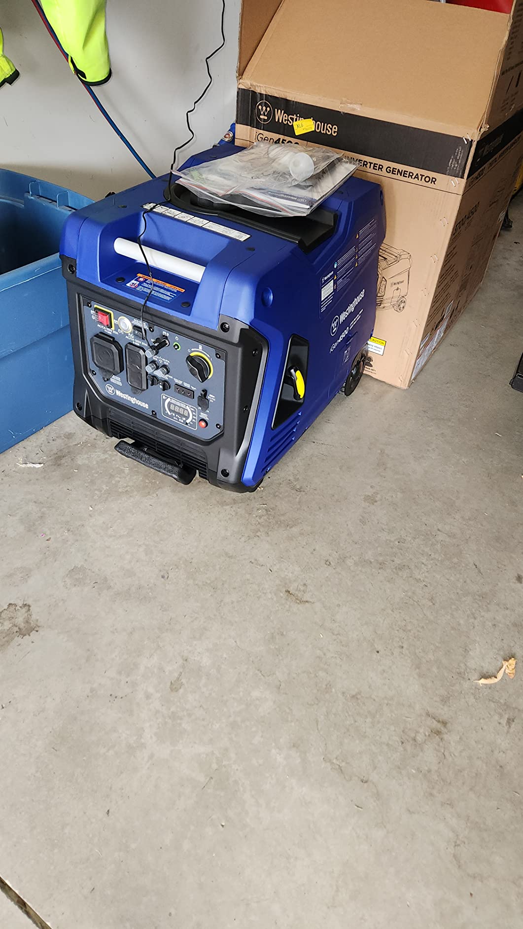 Westinghouse 4500 Watt Super Quiet Portable Inverter Generator, Remote Electric Start with Auto Choke