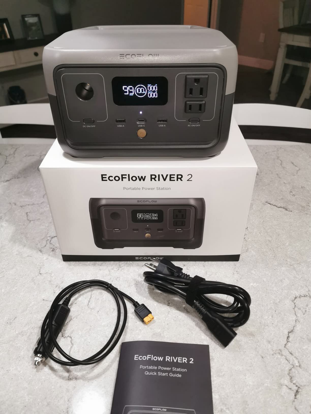 Portable outdoor power station with XT60i cable, solar generator with lithium iron phosphate, 3 x 800 W AC outlets, 70 hours fast charging, suitable for camping, emergencies, home backup power《NO8》