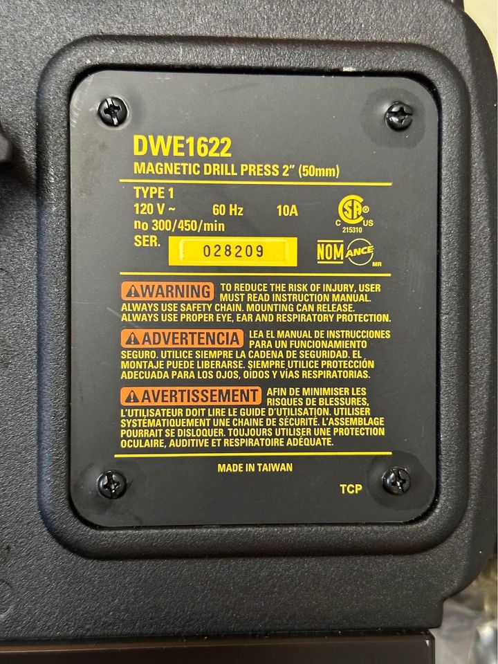 DEWALT Magnetic Drill Press DWE1622K