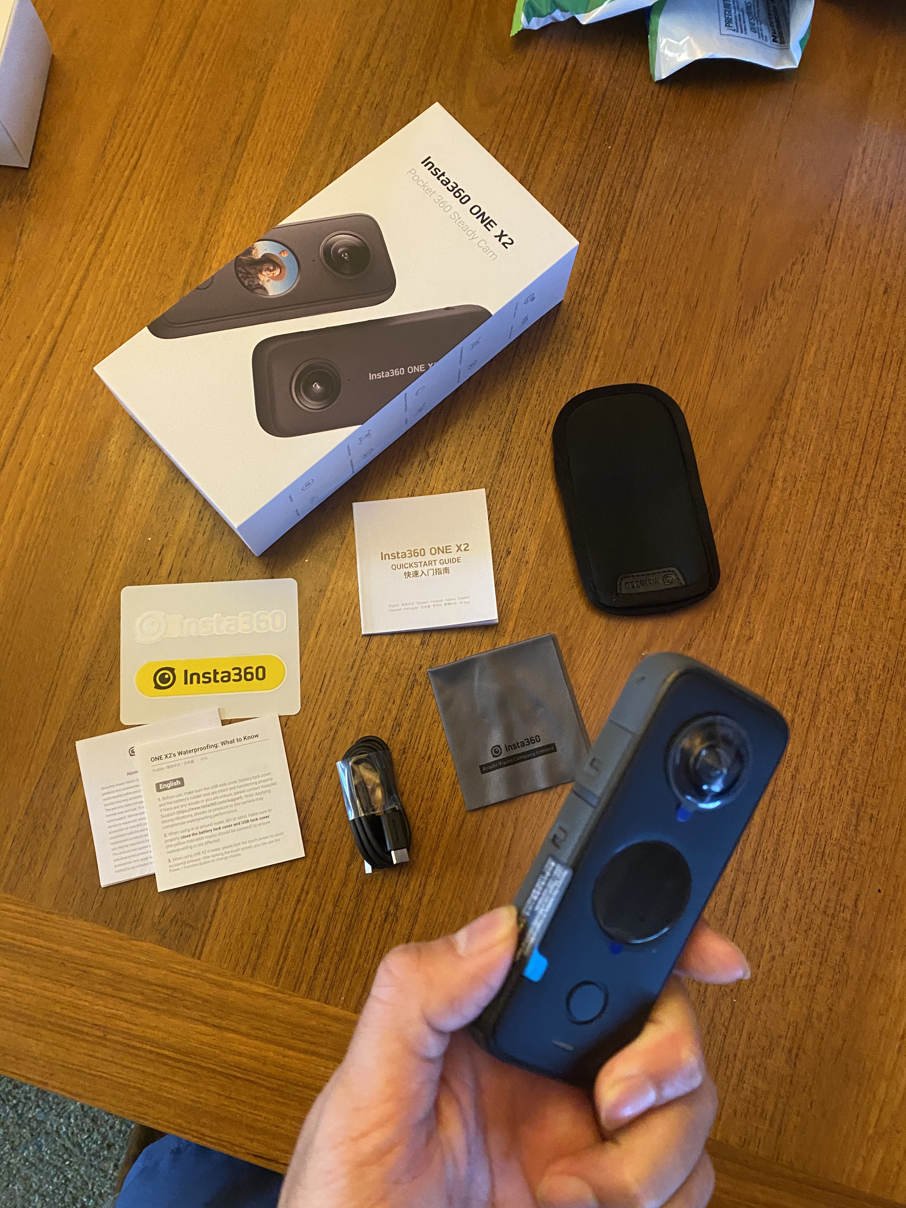 【Electronics】360 Degree Waterproof Action Camera, 5.7K 360, Stabilization, Touch Screen, AI Editing