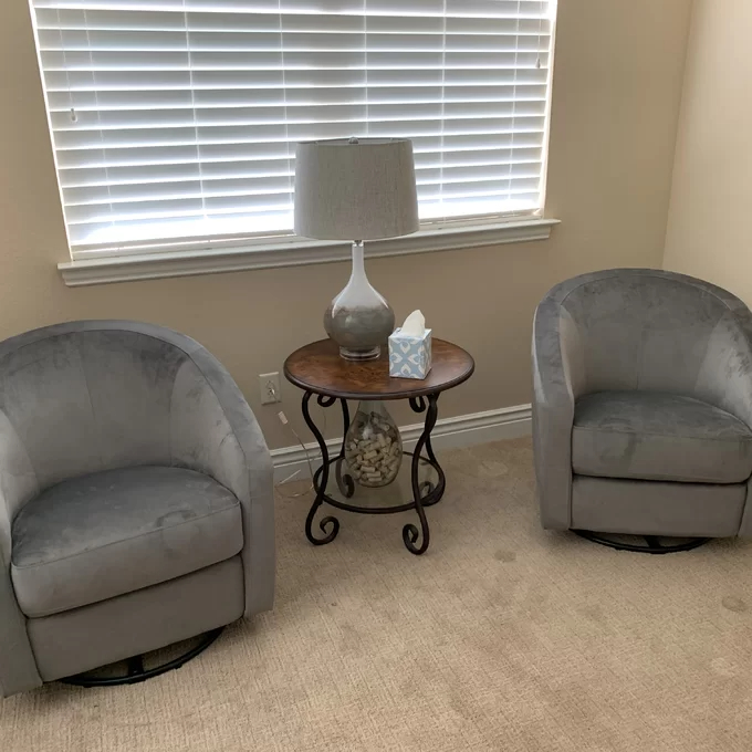 【Furniture】Madison Swivel Glider