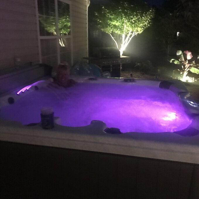 【Sports&Outdoors】American Spas 7 - Person 56 - Jet Acrylic Square Hot Tub with Ozonator and Built-In Speaker