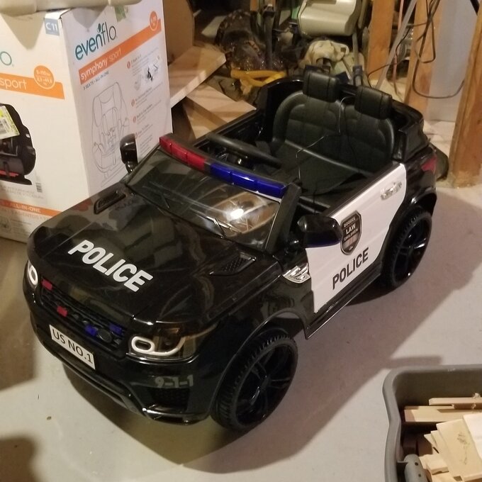 【Baby&Kids】12V Kids Ride on Police Car with Remote Control