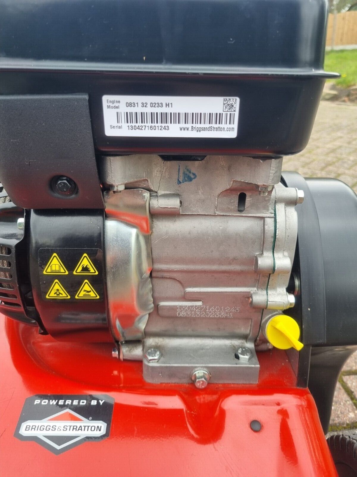 Petrol Lawn Scarifier, 550 Series 127cc Engine