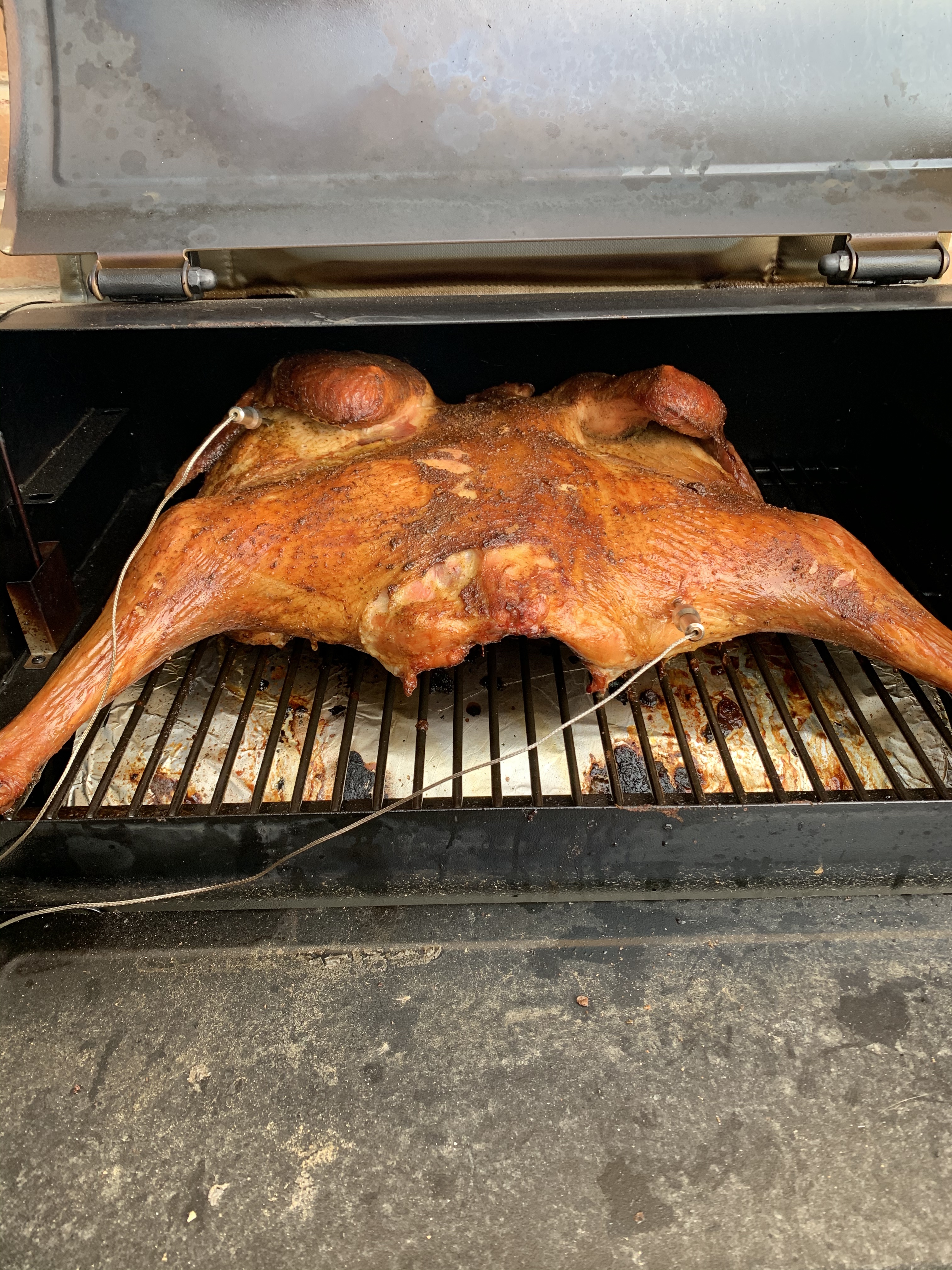 【Appliances】Wood Pellet Grill Smoker with Digital Controls, Cover, 700 sq. in. Cooking Area for Outdoor BBQ