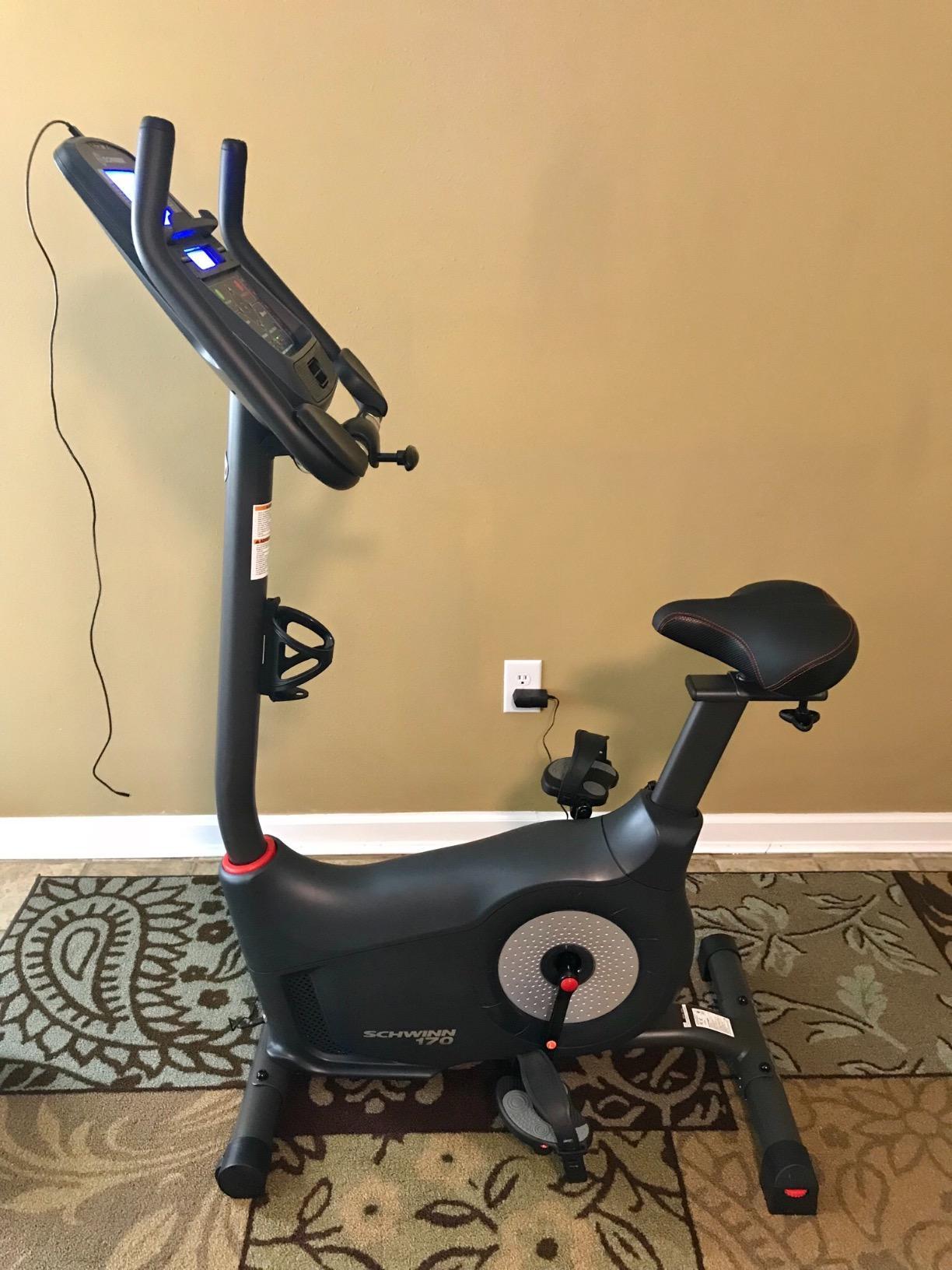 【Sports&Outdoors】Schwinn Upright Bike Series