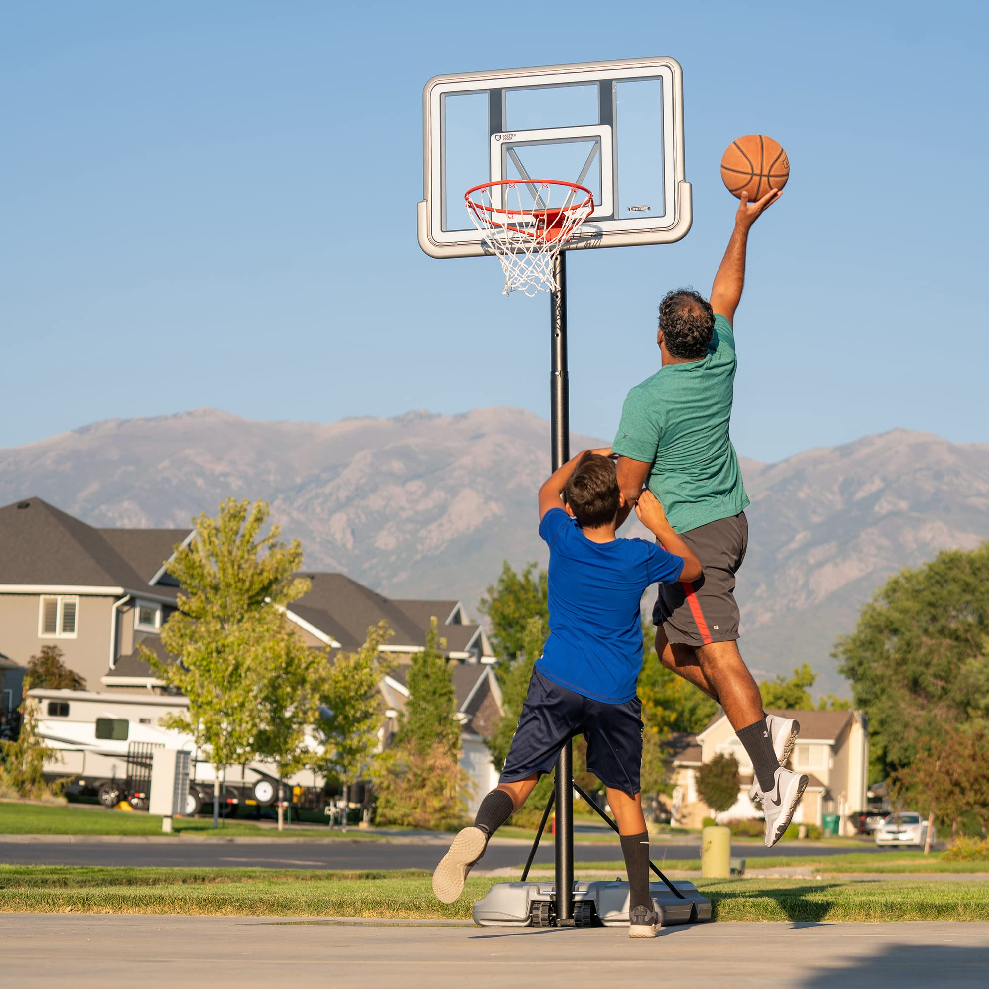 【Sports&Outdoors】Lifetime Pro Court Height Adjustable Portable Basketball System