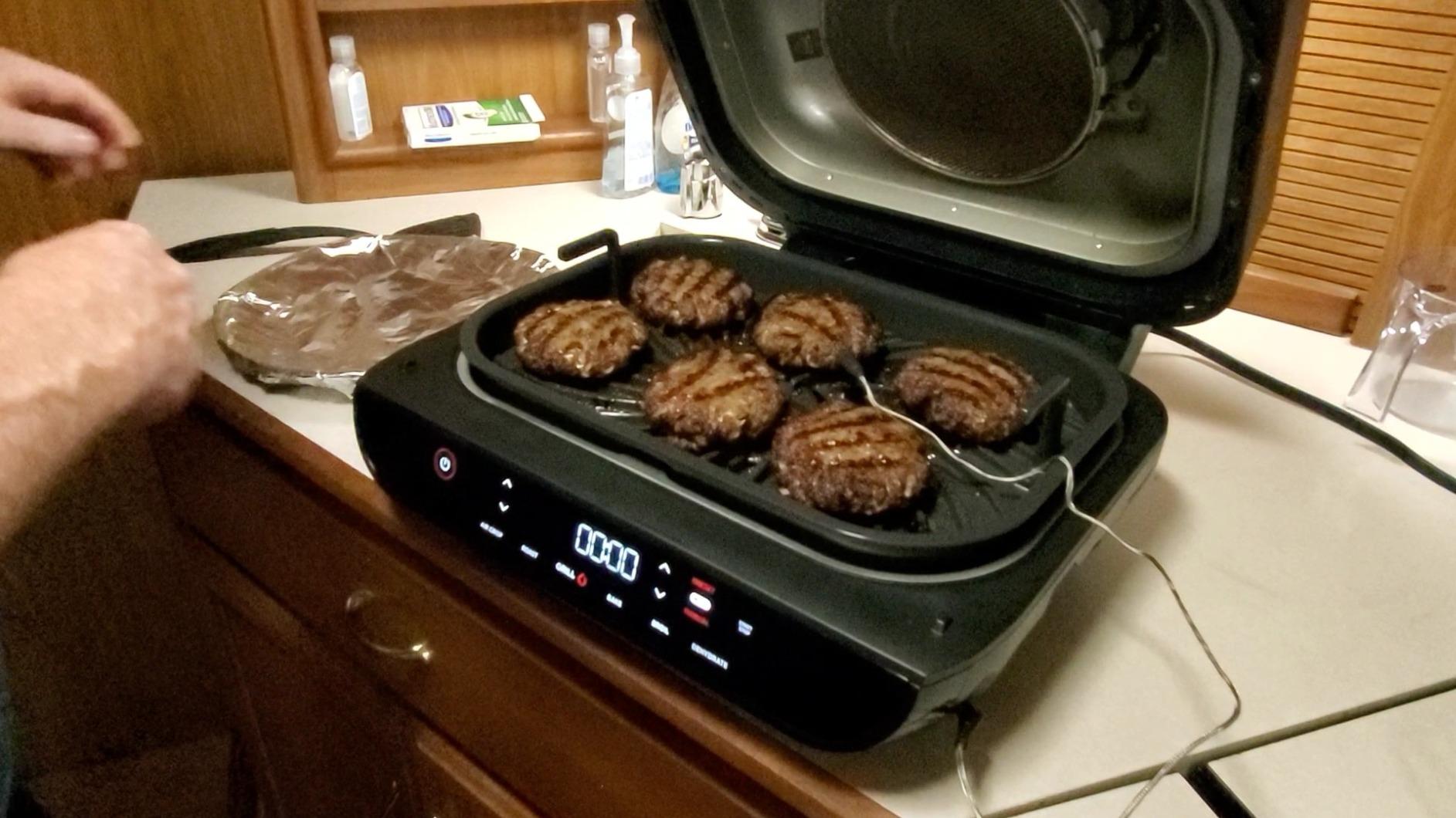 【Appliances】Ninja EG201 Foodi 6-in-1 Indoor Grill with Air Fry, Roast, Bake, Broil & Dehydrate