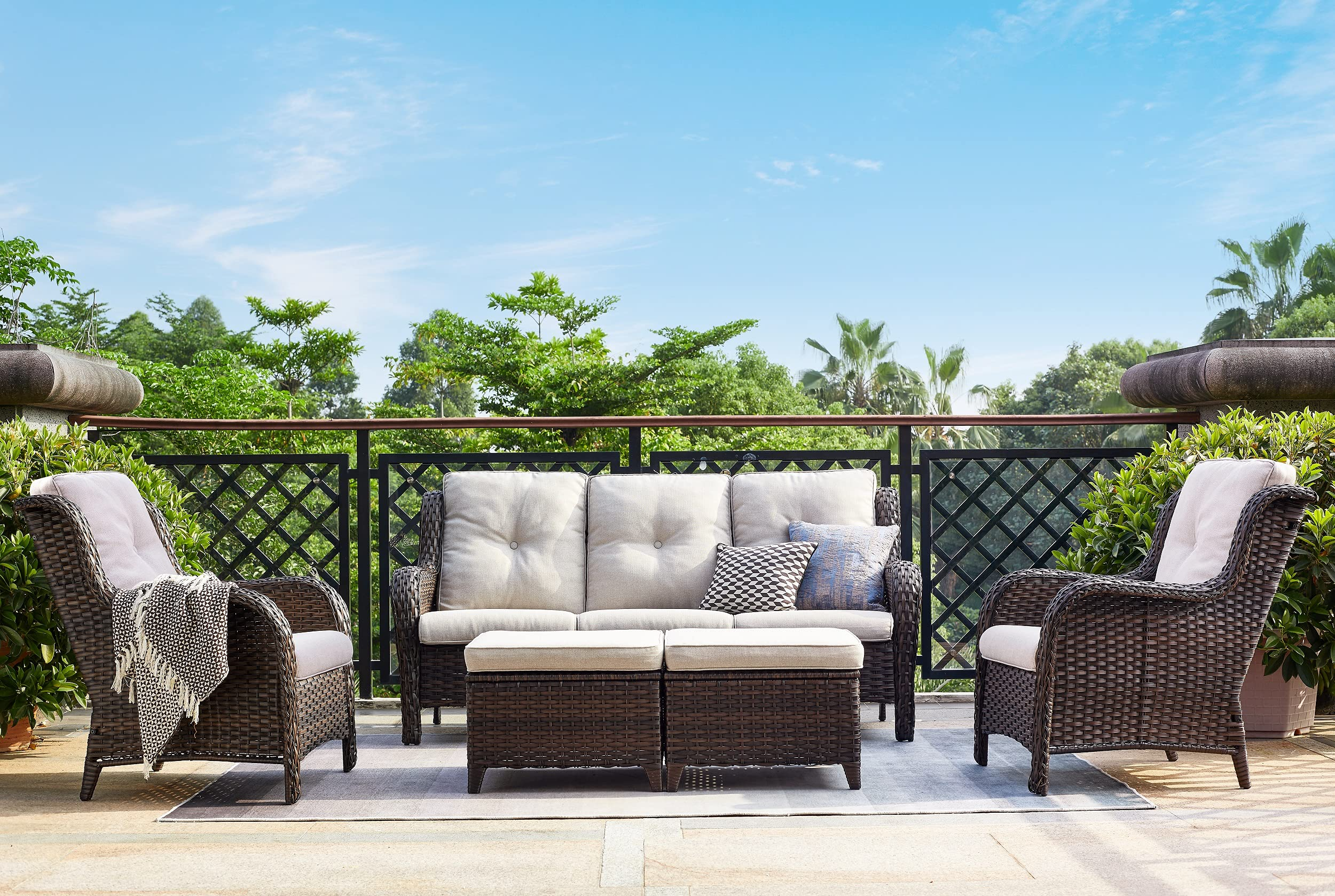 【Furniture】Outdoor Furniture Set, 5-Pc Patio Wicker Sofa Set with 3-Seat Couch, 2 Armchairs, 2 Ottoman Footrests