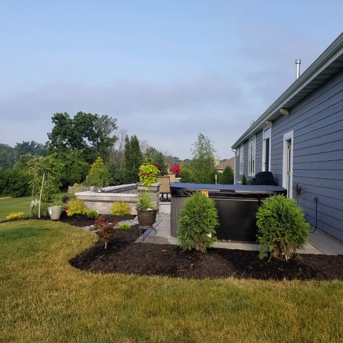 【Sports&Outdoors】Aquarest Spas, 6 - Person 45 - Jet Square Plug And Play Hot Tub with Ozonator