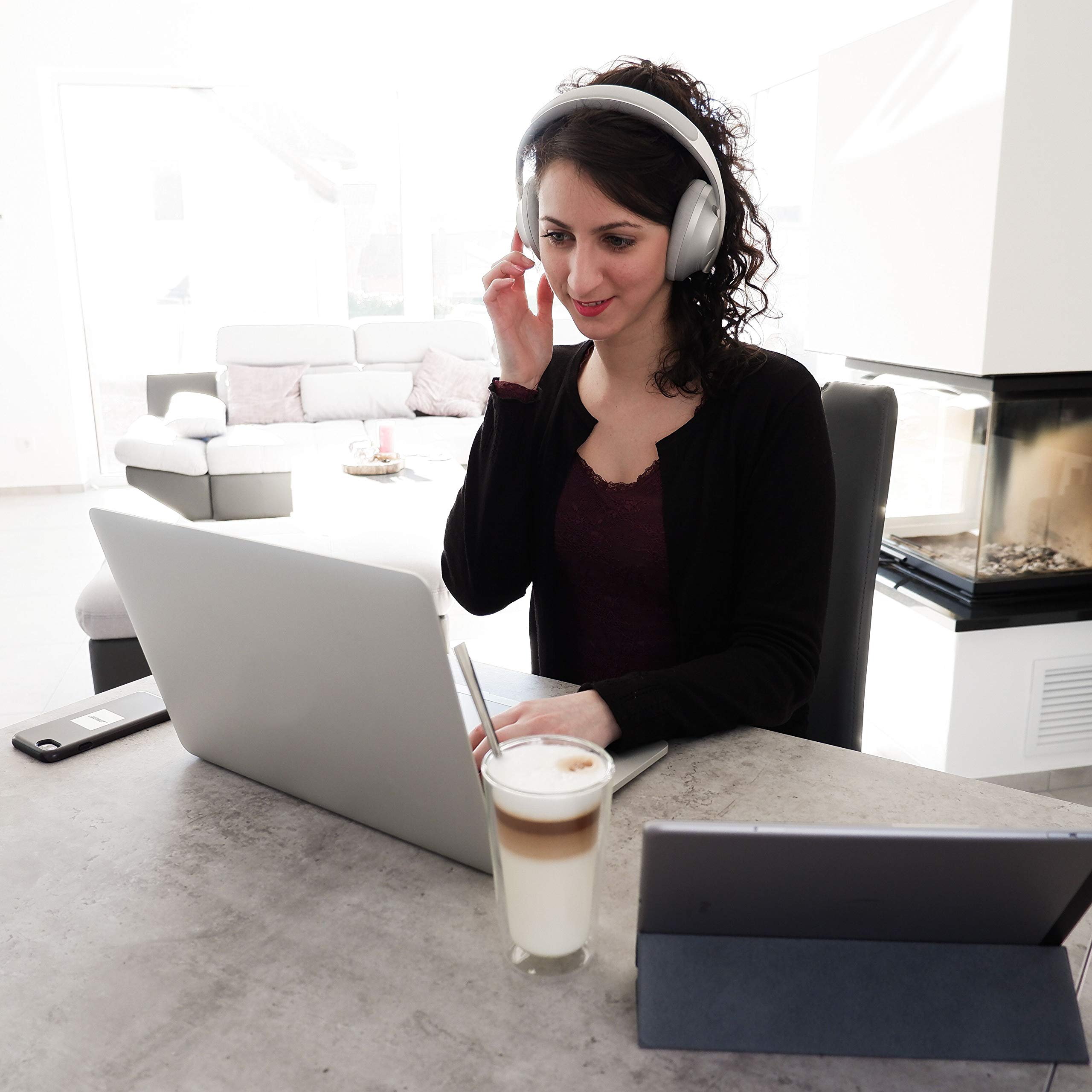 【Electronics】Noise Cancelling Headphones 700 - Over Ear, Wireless Bluetooth Headphones