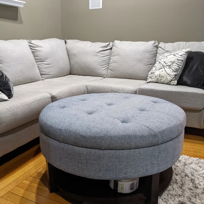 【Furniture】Lindquist Round Tufted Storage Ottoman