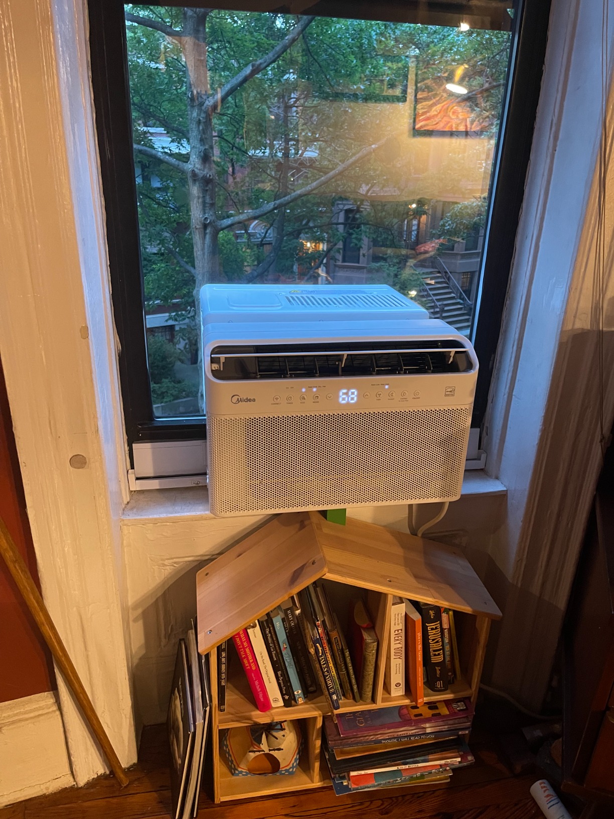 【Appliances】Midea 12,000 BTU U-Shaped Smart Inverter Window Air Conditioner–Cools up to 550 Sq. Ft.